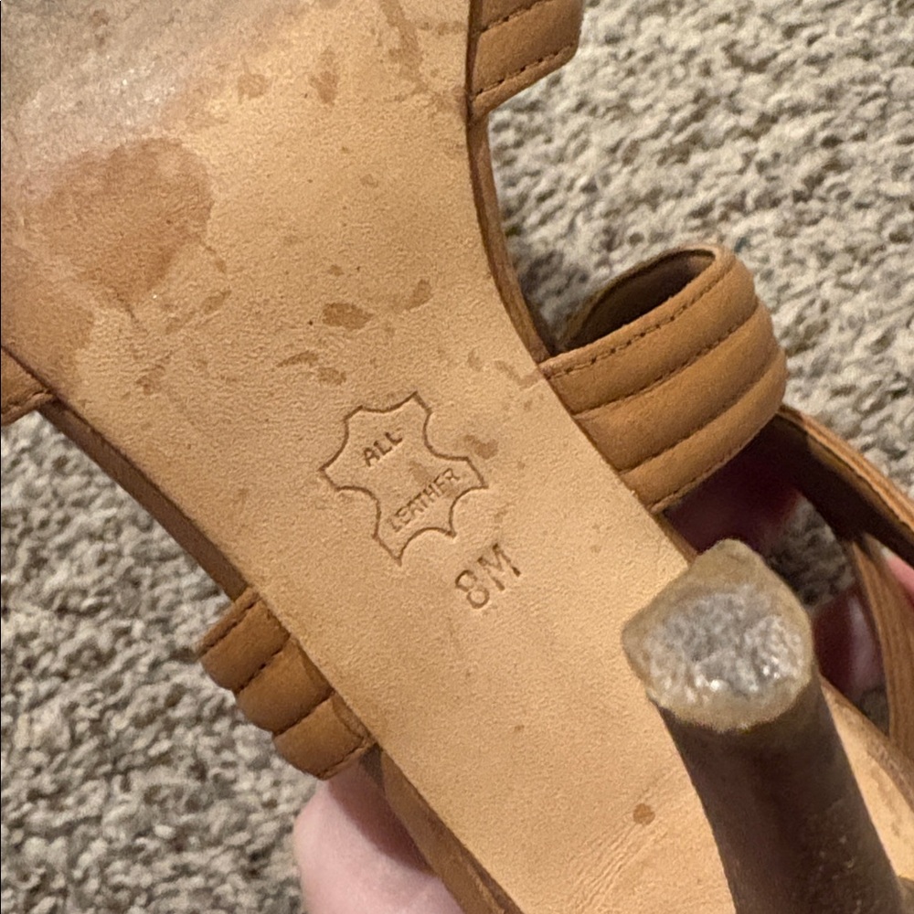 ✨Tory Burch Leather Heels✨ - Picture 4 of 6